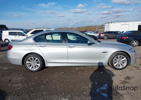 2015 BMW 528I xDrive из США, поврежденный, VIN WBA5A7C50FD628710